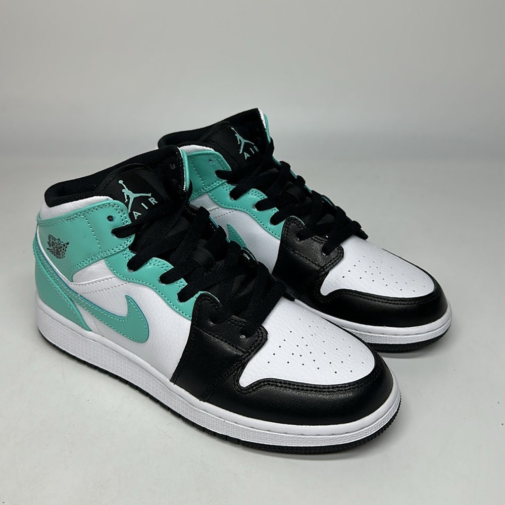 USED Youth Nike Air Jordan 1 Mid Tropical Twist Black Shoes 554725-132 (GS) - Picture 4 of 8